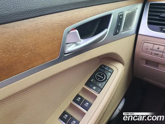 Genesis G80 2018 3.3 автомат (гидро), миниатюра 3 Genesis G80 2018 3.3 автомат (гидро), миниатюра 3
