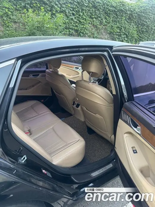 Genesis G80 2018 3.3 автомат (гидро), фото 10 Genesis G80 2018 3.3 автомат (гидро), фото 10