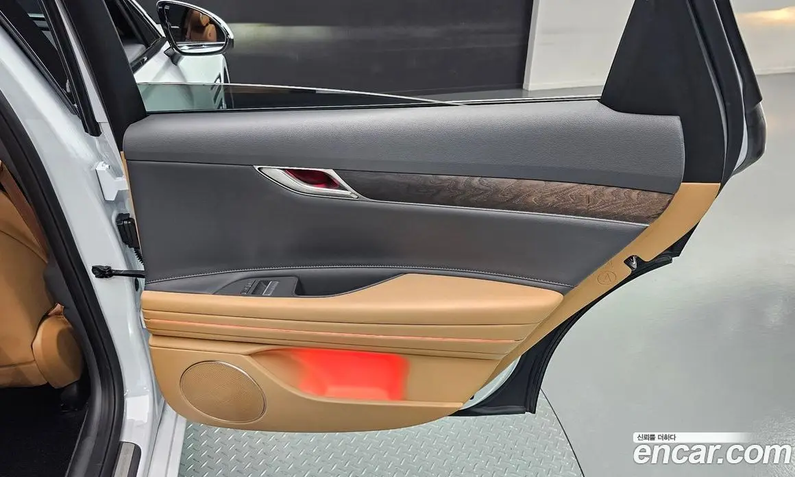 Genesis G80 2023 2.5 автомат (гидро), фото 15
