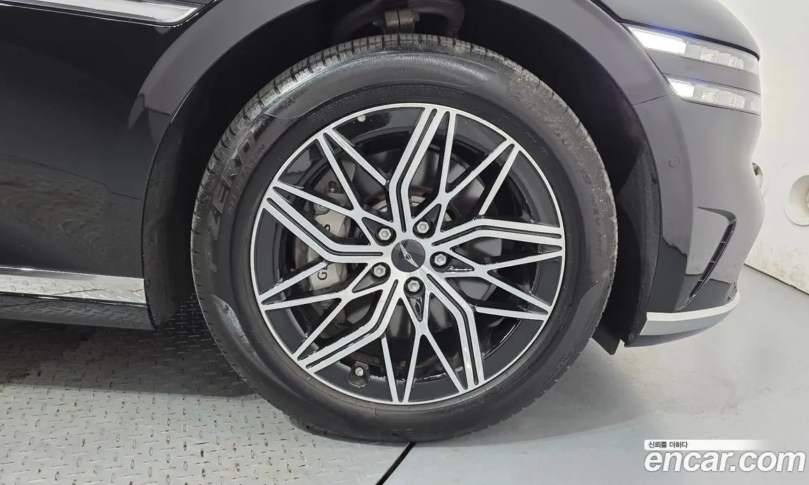 Genesis G90 2023 3.5 автомат (гидро), фото 5 Genesis G90 2023 3.5 автомат (гидро), фото 5
