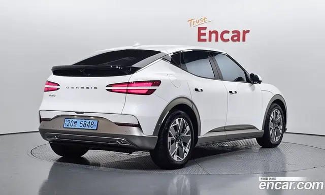 Genesis GV60, 2022, 29 774 км
