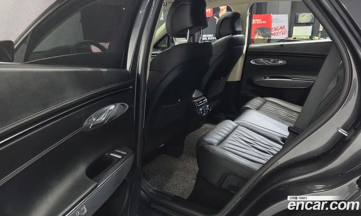 Genesis GV70 2021 2.5 автомат (гидро), фото 16 Genesis GV70 2021 2.5 автомат (гидро), фото 16