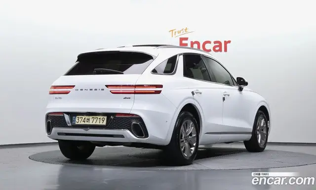 Genesis GV70 2021 2.5 автомат (гидро), миниатюра 2