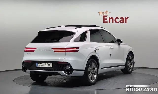 Genesis GV70, 2021, 46 155 км