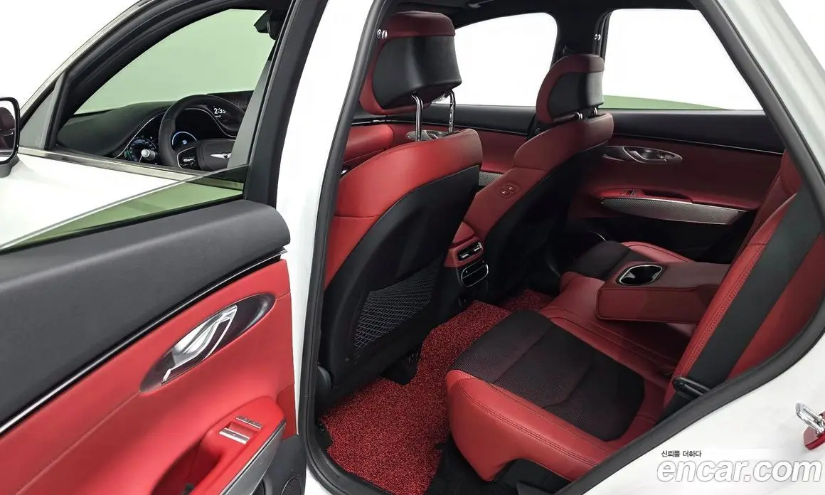 Genesis GV70 2021 2.5 автомат (гидро), фото 16 Genesis GV70 2021 2.5 автомат (гидро), фото 16