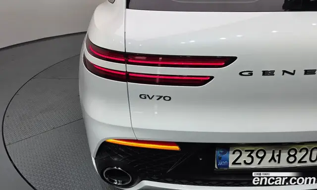 Genesis GV70 2021 2.5 автомат (гидро), миниатюра 8 Genesis GV70 2021 2.5 автомат (гидро), миниатюра 8