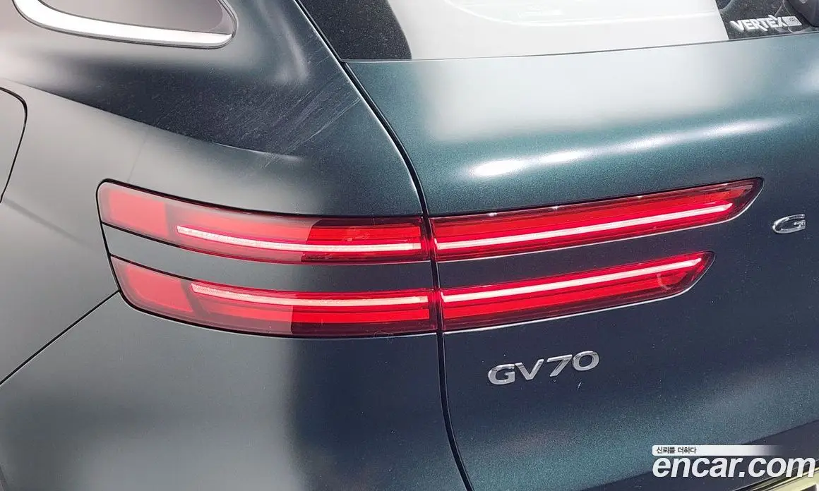 Genesis GV70 2021 2.2 автомат (гидро), фото 9 Genesis GV70 2021 2.2 автомат (гидро), фото 9