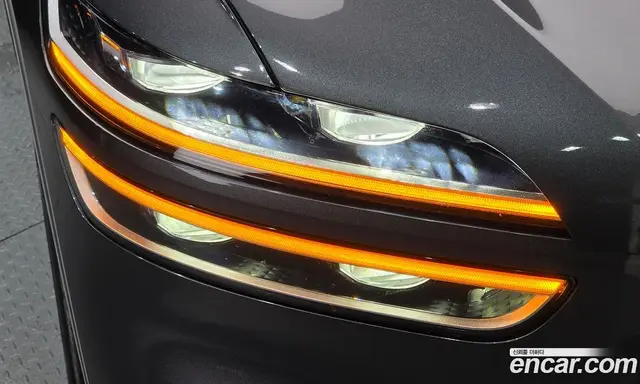 Genesis GV70 2021 2.2 автомат (гидро), миниатюра 8