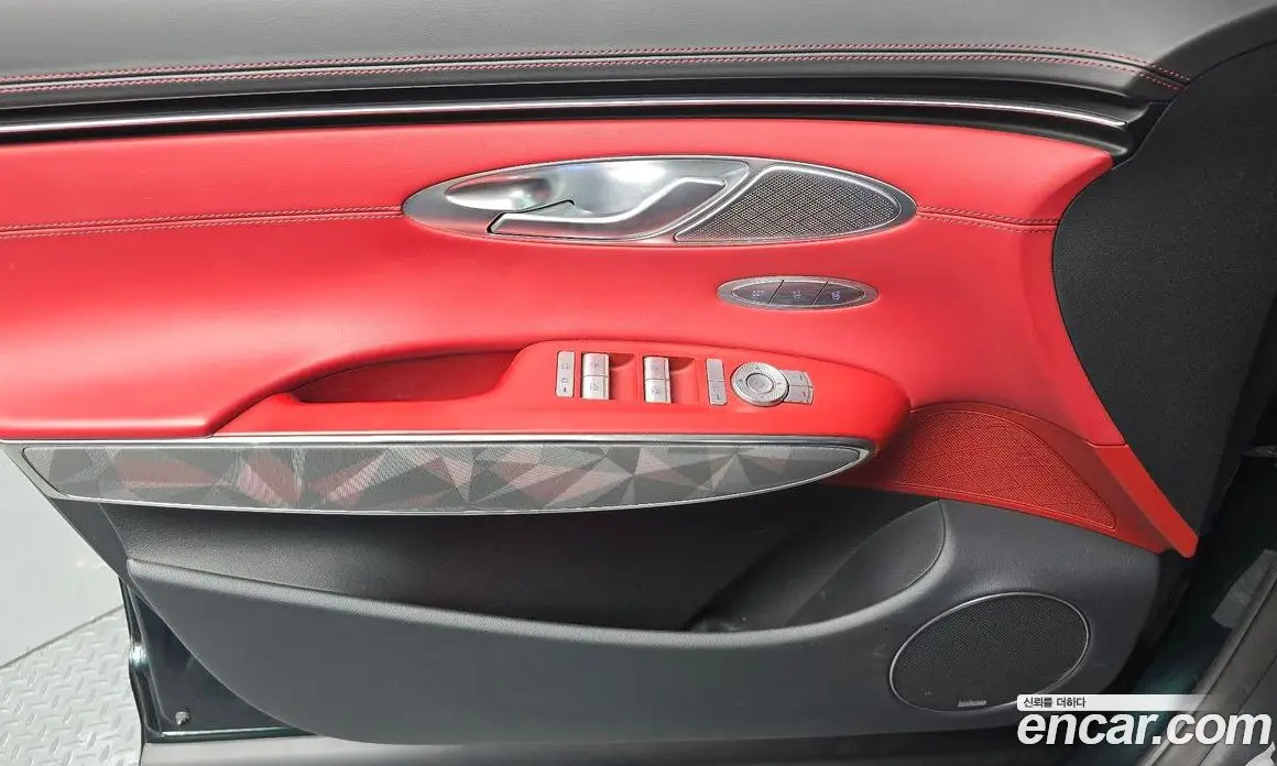 Genesis GV70 2021 3.5 автомат (гидро), фото 14