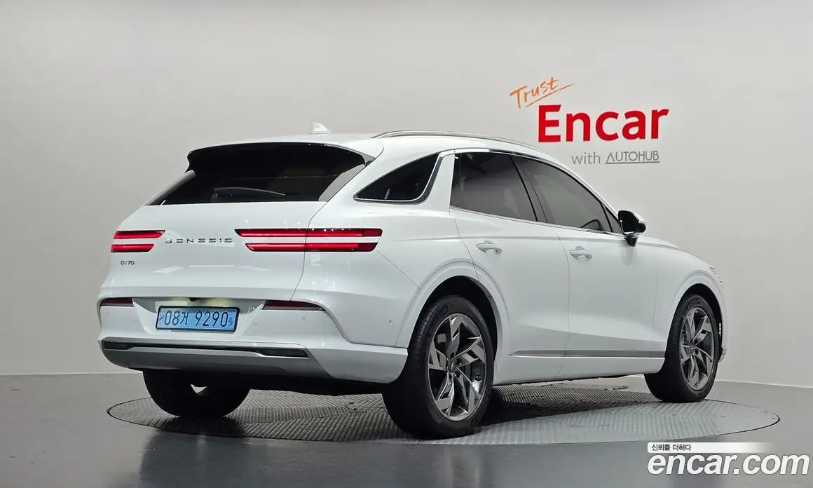 Genesis GV70 2022 0.1 автомат (гидро), фото 1 Genesis GV70 2022 0.1 автомат (гидро), фото 1