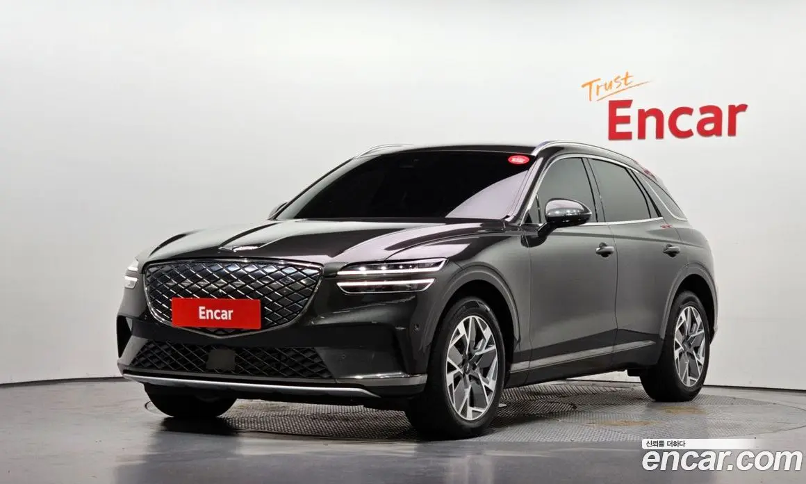 Genesis GV70 2022 0.1 автомат (гидро), фото 1 Genesis GV70 2022 0.1 автомат (гидро), фото 1