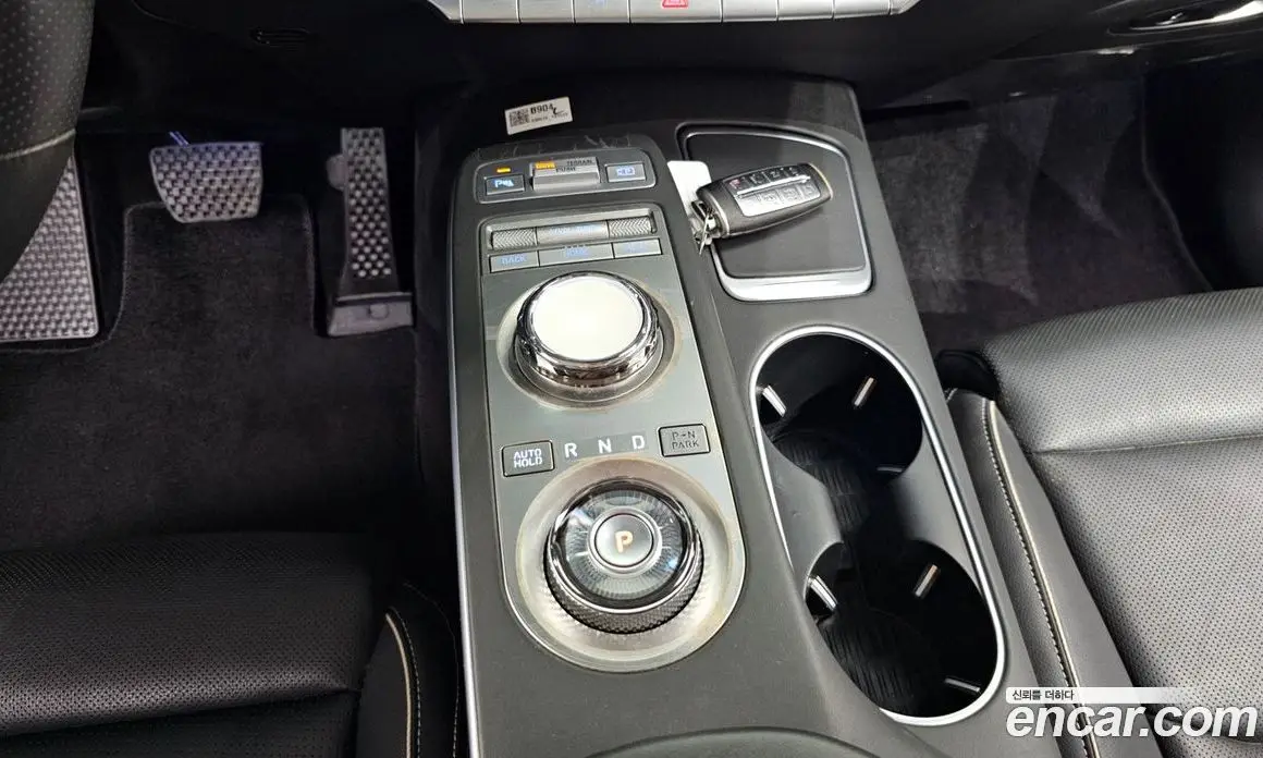 Genesis GV70 2022 0.1 автомат (гидро), фото 12 Genesis GV70 2022 0.1 автомат (гидро), фото 12
