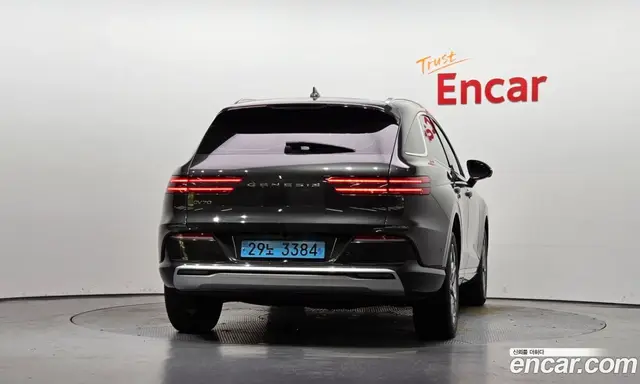 Genesis GV70 2022 0.1 автомат (гидро), миниатюра 4 Genesis GV70 2022 0.1 автомат (гидро), миниатюра 4