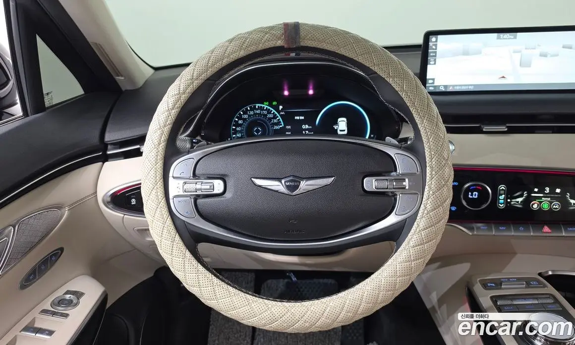 Genesis GV70 2023 2.5 автомат (гидро), фото 19 Genesis GV70 2023 2.5 автомат (гидро), фото 19