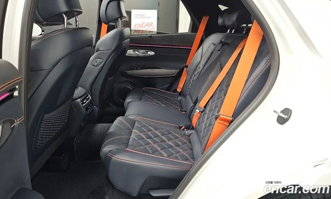 Genesis GV70 2024 2.5 автомат (гидро), фото 17 Genesis GV70 2024 2.5 автомат (гидро), фото 17