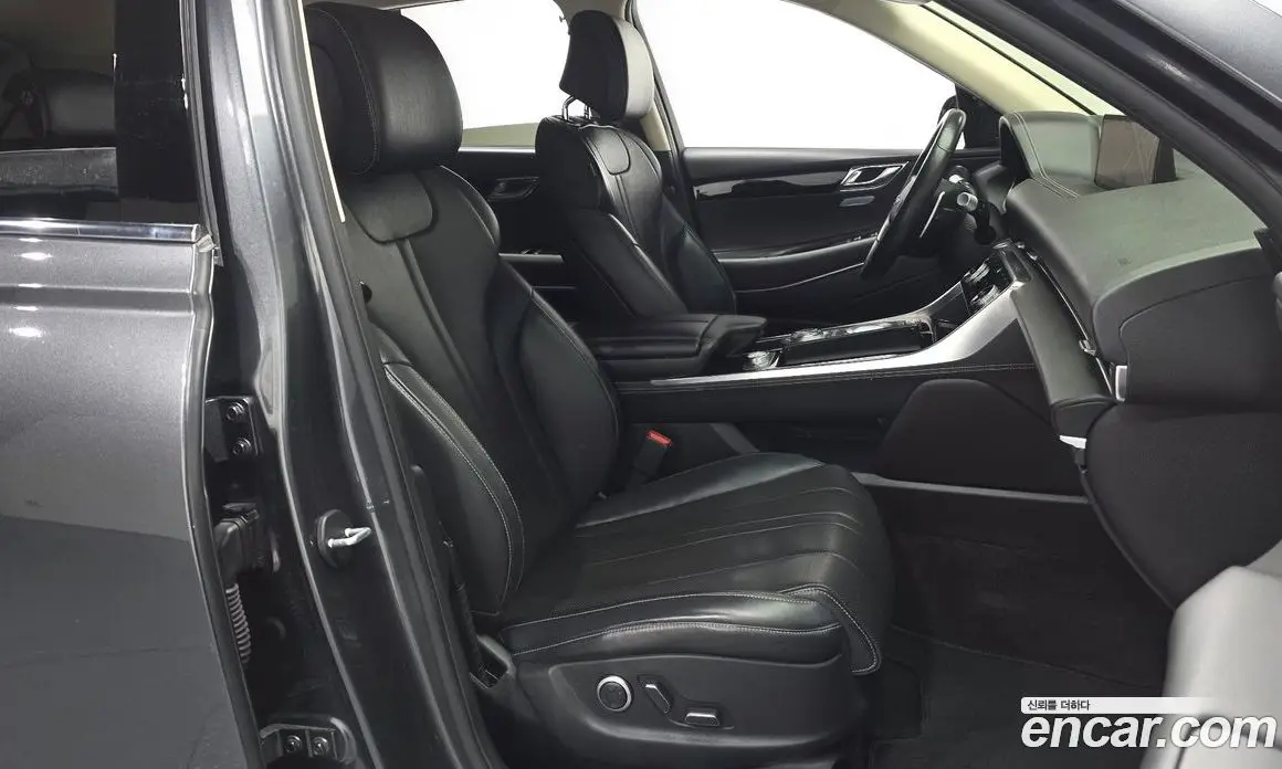 Genesis GV80 2020 2.5 автомат (гидро), фото 18 Genesis GV80 2020 2.5 автомат (гидро), фото 18