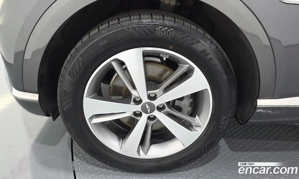 Genesis GV80 2020 2.5 автомат (гидро), фото 5 Genesis GV80 2020 2.5 автомат (гидро), фото 5
