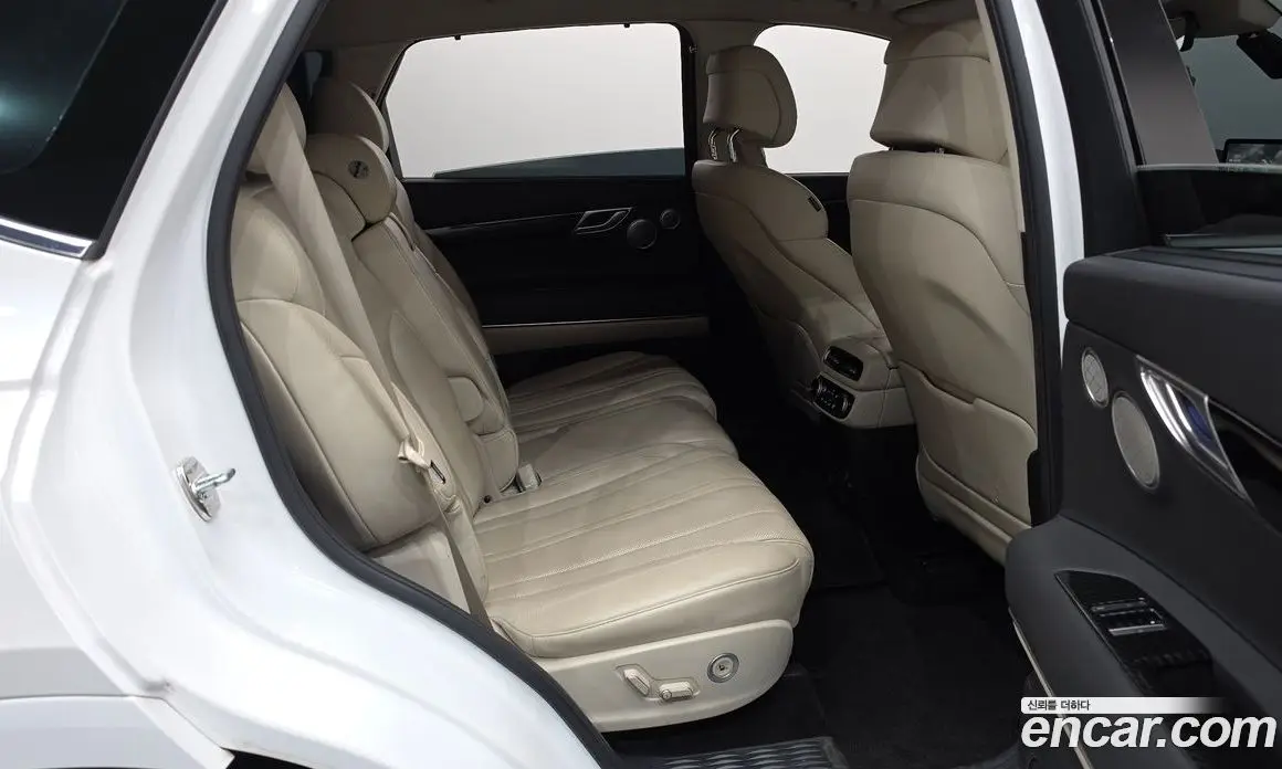 Genesis GV80 2020 3.0 автомат (гидро), фото 17 Genesis GV80 2020 3.0 автомат (гидро), фото 17