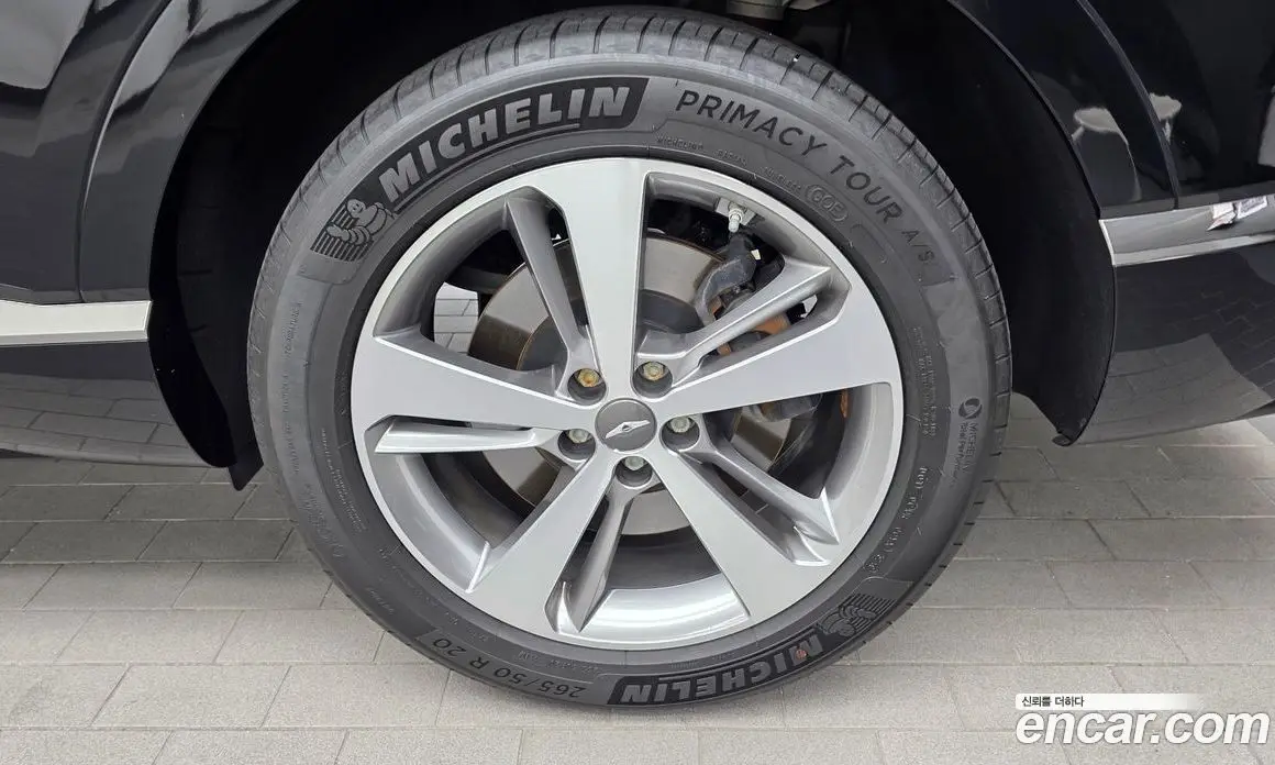 Genesis GV80 2020 2.5 автомат (гидро), фото 7 Genesis GV80 2020 2.5 автомат (гидро), фото 7