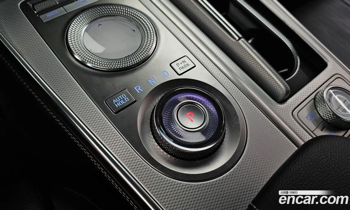 Genesis GV80 2022 2.5 автомат (гидро), фото 12 Genesis GV80 2022 2.5 автомат (гидро), фото 12