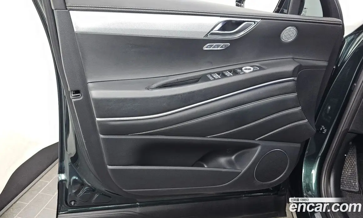 Genesis GV80 2022 2.5 автомат (гидро), фото 14 Genesis GV80 2022 2.5 автомат (гидро), фото 14