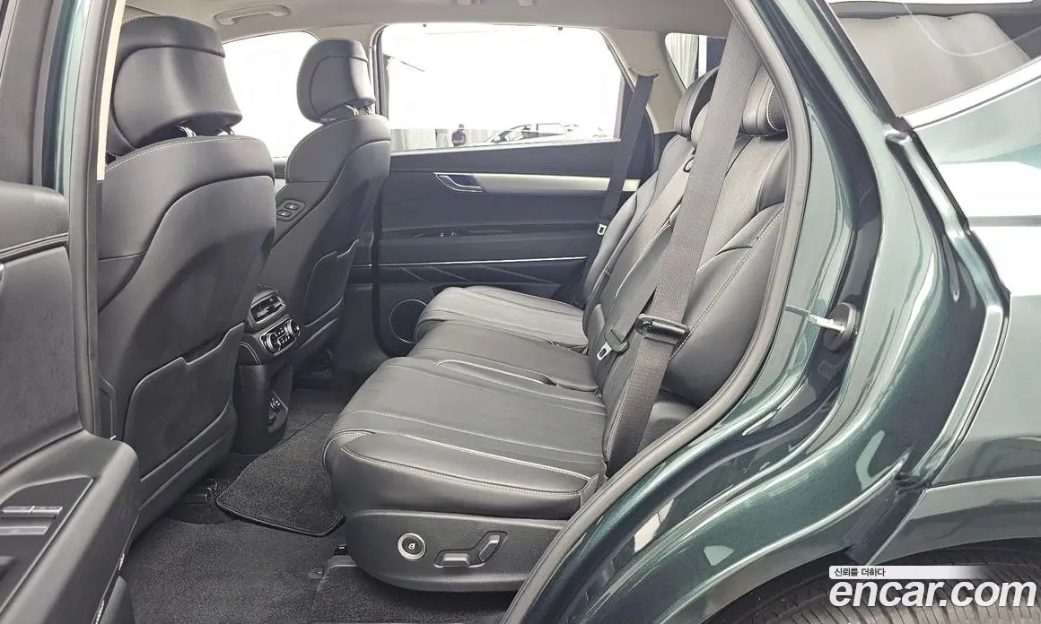 Genesis GV80 2022 2.5 автомат (гидро), фото 16 Genesis GV80 2022 2.5 автомат (гидро), фото 16