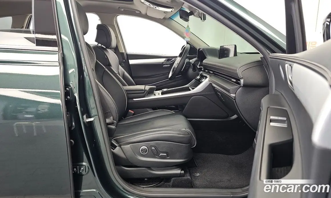Genesis GV80 2022 2.5 автомат (гидро), фото 17 Genesis GV80 2022 2.5 автомат (гидро), фото 17