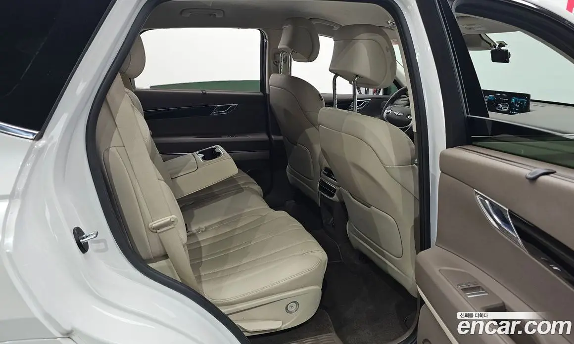 Genesis GV80 2023 2.5 автомат (гидро), фото 15 Genesis GV80 2023 2.5 автомат (гидро), фото 15