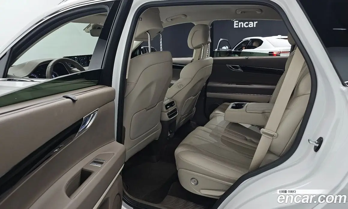 Genesis GV80 2023 2.5 автомат (гидро), фото 17 Genesis GV80 2023 2.5 автомат (гидро), фото 17