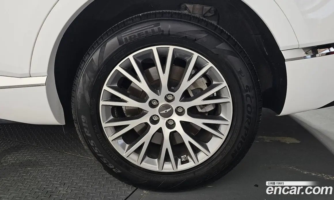 Genesis GV80 2023 2.5 автомат (гидро), фото 6 Genesis GV80 2023 2.5 автомат (гидро), фото 6