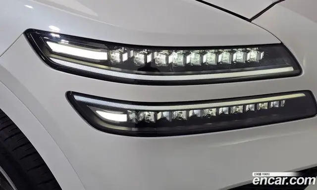 Genesis GV80 2024 2.5 автомат (гидро), миниатюра 8