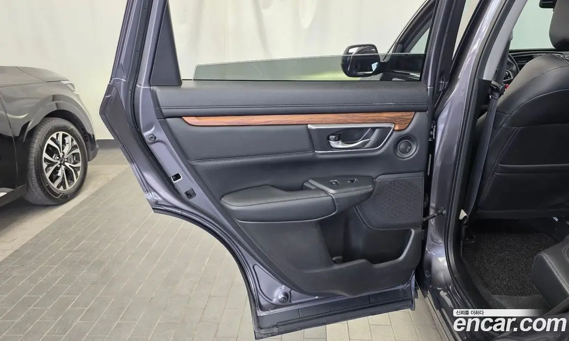 Honda CR-V 2019 1.5 автомат (гидро), фото 15 Honda CR-V 2019 1.5 автомат (гидро), фото 15