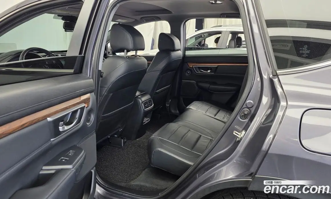 Honda CR-V 2019 1.5 автомат (гидро), фото 16 Honda CR-V 2019 1.5 автомат (гидро), фото 16