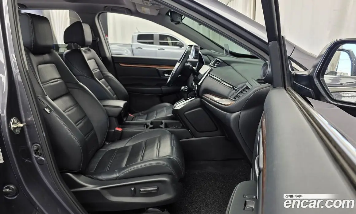 Honda CR-V 2019 1.5 автомат (гидро), фото 17 Honda CR-V 2019 1.5 автомат (гидро), фото 17