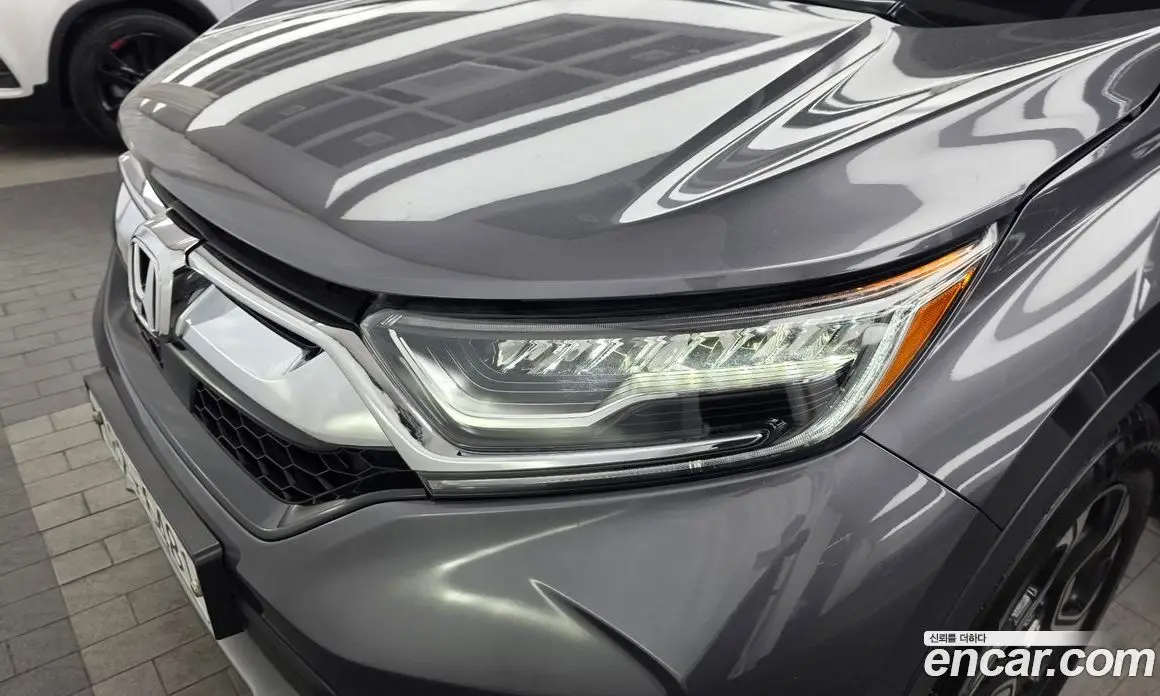 Honda CR-V 2019 1.5 автомат (гидро), фото 8 Honda CR-V 2019 1.5 автомат (гидро), фото 8
