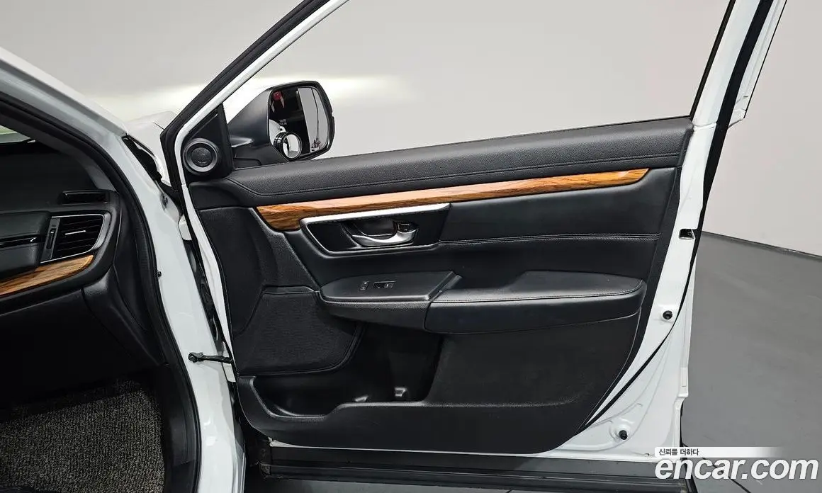 Honda CR-V 2019 1.5 автомат (гидро), фото 13 Honda CR-V 2019 1.5 автомат (гидро), фото 13