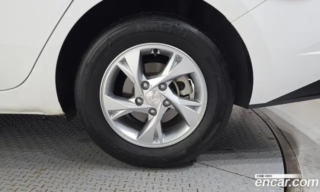 Hyundai Avante 2020 1.6 автомат (гидро), миниатюра 7 Hyundai Avante 2020 1.6 автомат (гидро), миниатюра 7