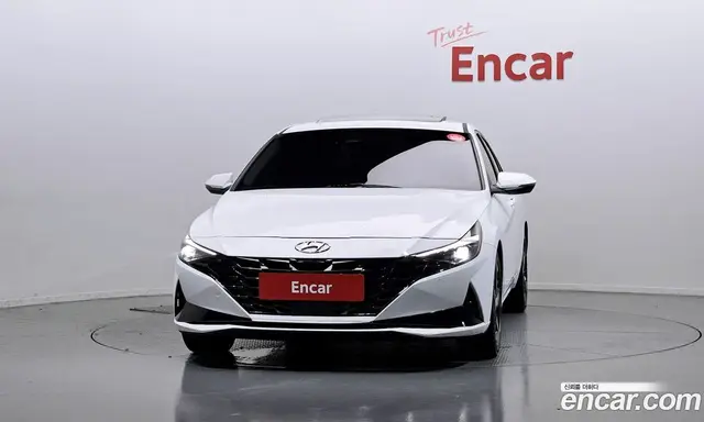Hyundai Avante 2021 1.6 автомат (гидро), миниатюра 3 Hyundai Avante 2021 1.6 автомат (гидро), миниатюра 3
