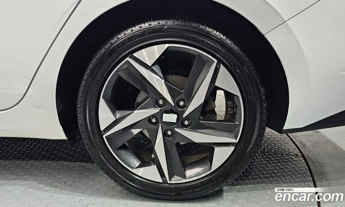 Hyundai Avante 2021 1.6 автомат (гидро), фото 7 Hyundai Avante 2021 1.6 автомат (гидро), фото 7