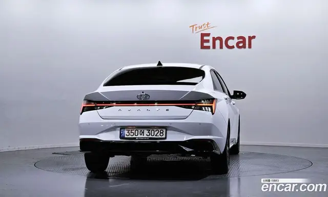 Hyundai Avante 2022 1.6 автомат (гидро), миниатюра 4