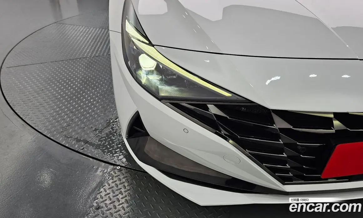 Hyundai Avante 2022 1.6 автомат (гидро), фото 8