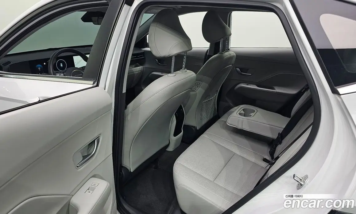 Hyundai Kona 2023 1.6 автомат (гидро), фото 18 Hyundai Kona 2023 1.6 автомат (гидро), фото 18