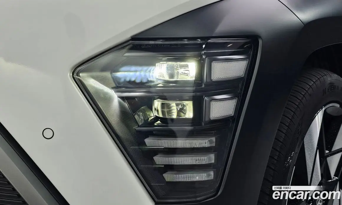 Hyundai Kona 2023 1.6 автомат (гидро), фото 8 Hyundai Kona 2023 1.6 автомат (гидро), фото 8