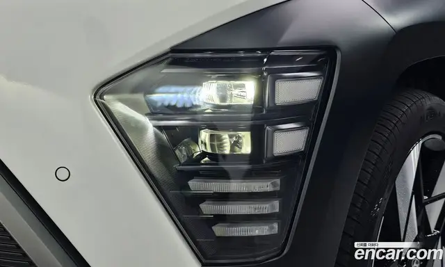 Hyundai Kona 2023 1.6 автомат (гидро), миниатюра 8 Hyundai Kona 2023 1.6 автомат (гидро), миниатюра 8