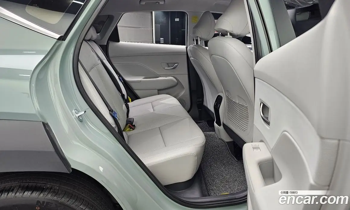 Hyundai Kona 2025 1.6 автомат (гидро), фото 18