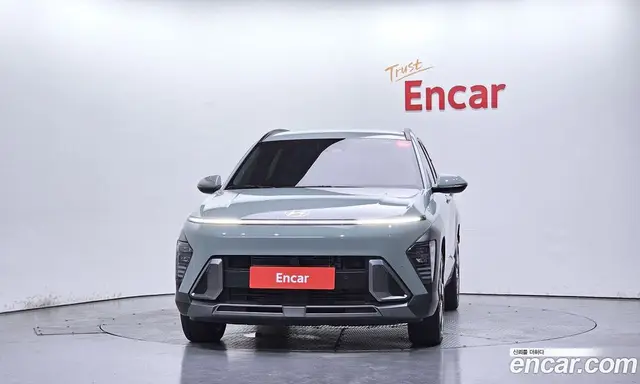 Hyundai Kona 2025 1.6 автомат (гидро), миниатюра 3