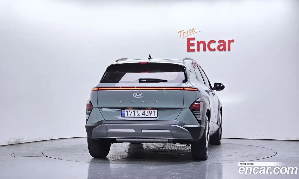 Hyundai Kona 2025 1.6 автомат (гидро), фото 4