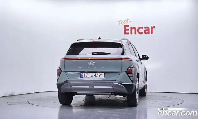 Hyundai Kona 2025 1.6 автомат (гидро), миниатюра 4