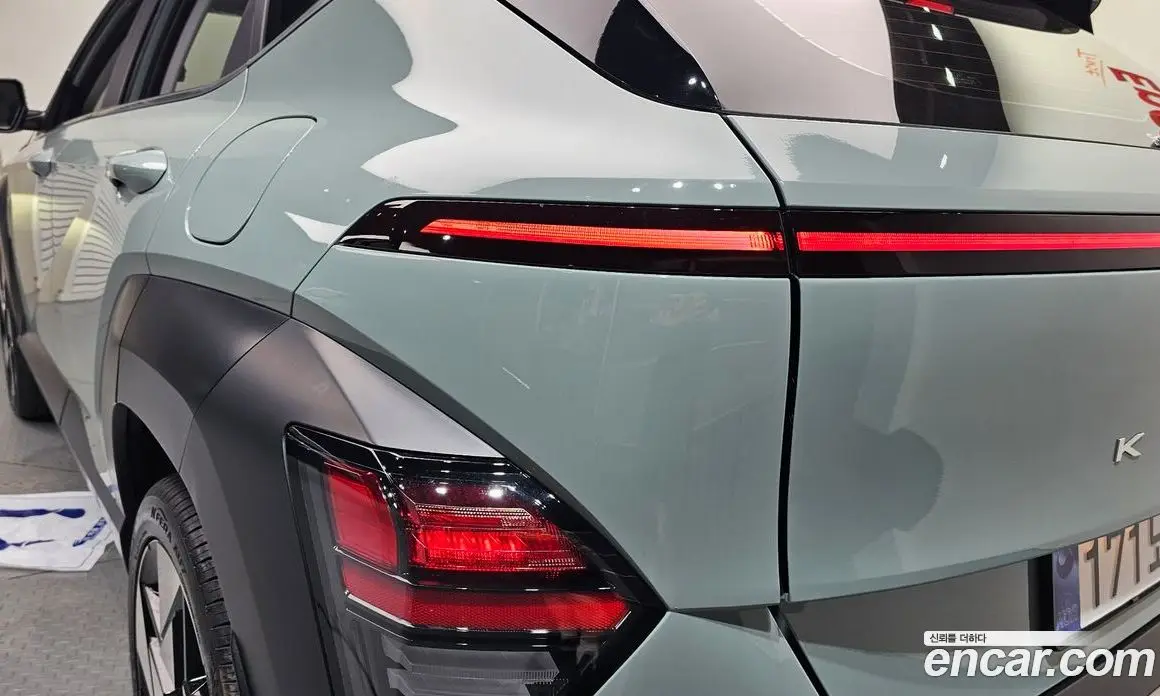 Hyundai Kona 2025 1.6 автомат (гидро), фото 9