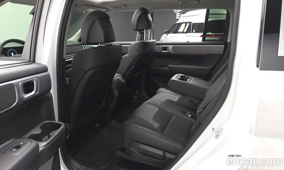 Hyundai Santa Fe 2024 1.6 автомат (гидро), фото 17